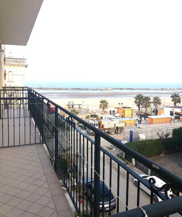 Hotel Alcazar Rimini Exterior foto