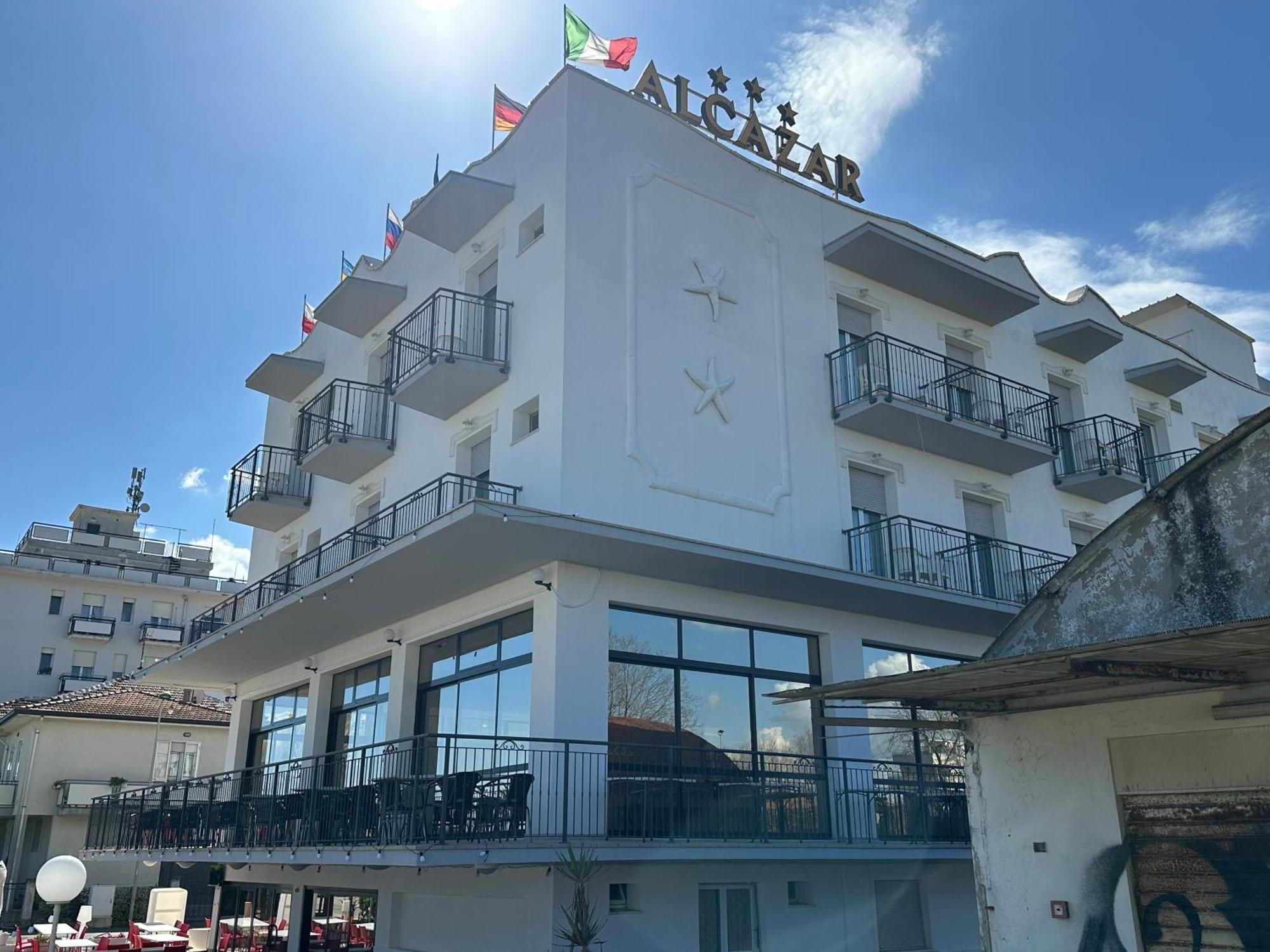 Hotel Alcazar Rimini Exterior foto